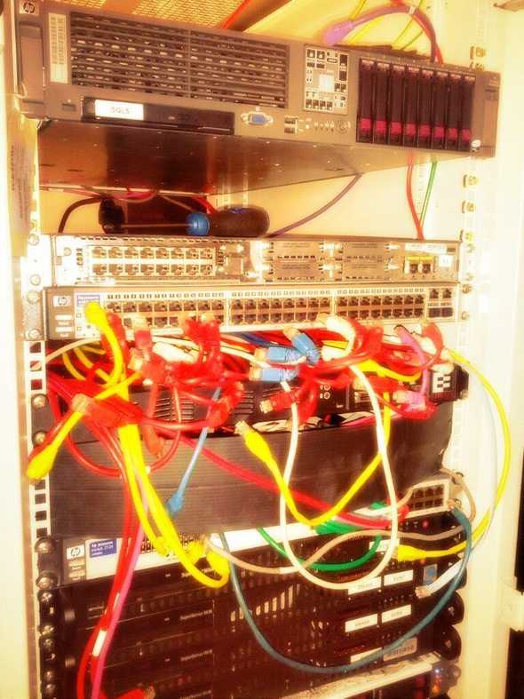 Front of rack before pulling kit
